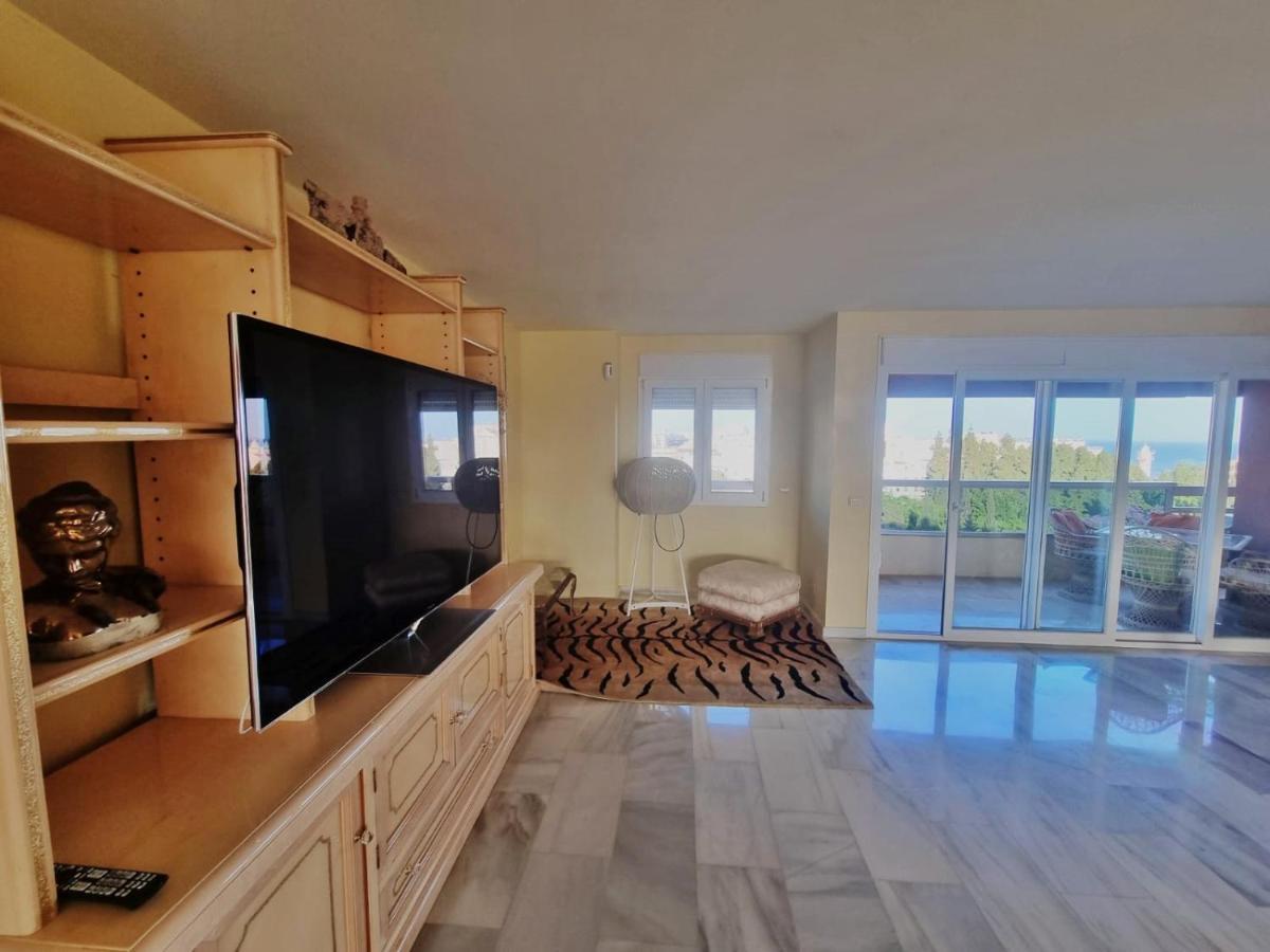 Penthouse With Private Pool, Hot Tub Jacuzzi With Sea Views And Chill-Out Zone, Close To The Sea Marbella Kültér fotó