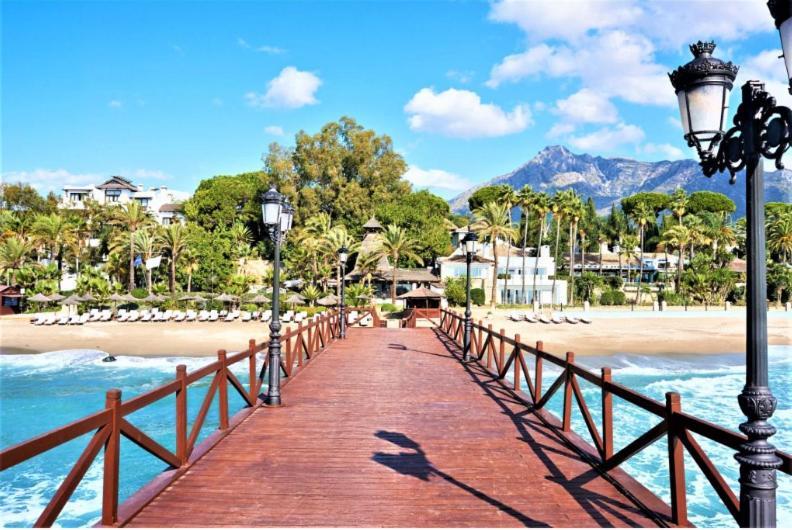 Penthouse With Private Pool, Hot Tub Jacuzzi With Sea Views And Chill-Out Zone, Close To The Sea Marbella Kültér fotó